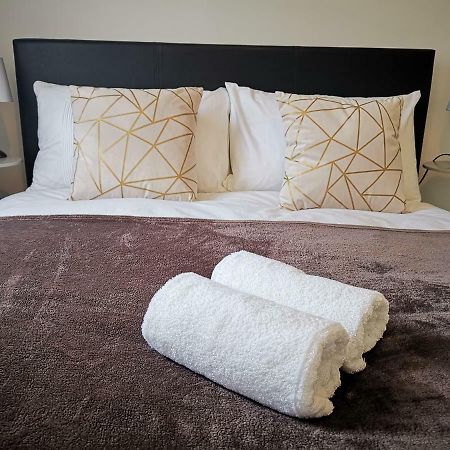 Serviced Apartment /Excel/ Olympic City/ O2 Arena 런던 외부 사진